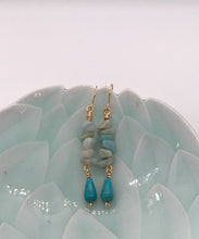 Load image into Gallery viewer, Amazonite and Turquoise Howlite Earring
