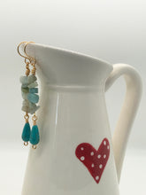 Load image into Gallery viewer, Amazonite and Turquoise Howlite Earring
